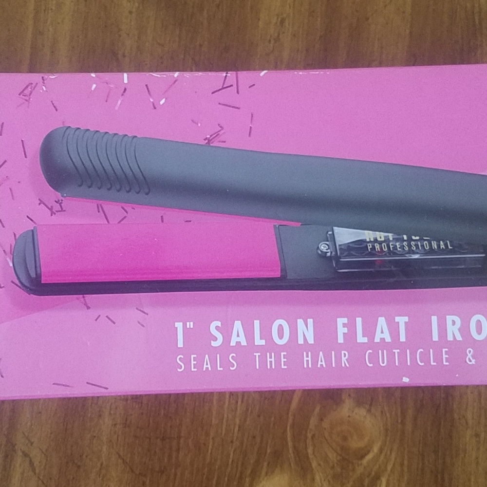 Hot Tools 1" Flat Iron
